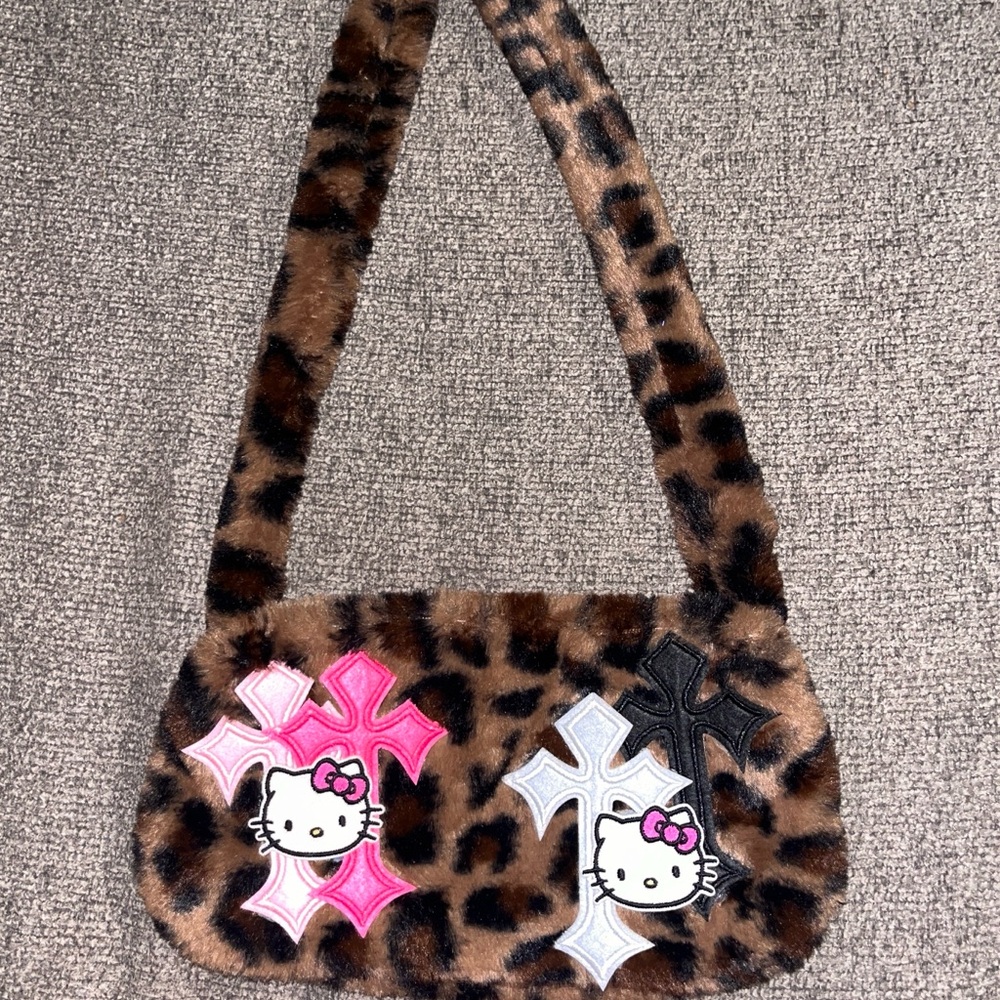 Hello Kitty Leopard Print Purse